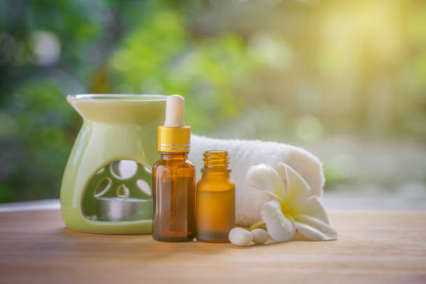 Essential Oils: Natural Remedies for Everyday Wellness