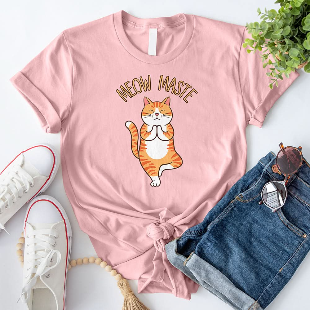 Yoga Meow Maste T-Shirt